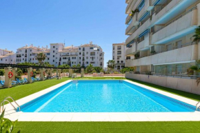 Luminous apartment in Puerto Banús, Marbella